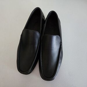 A. Testoni Men's Black Leather Venetian Loafer - Size 4 (Handcrafted in Italy)